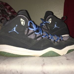 Men’s Jordan 2010 Pre Game University Blue